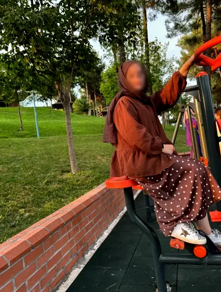 Carina, 29