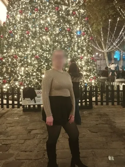 Lea, 23